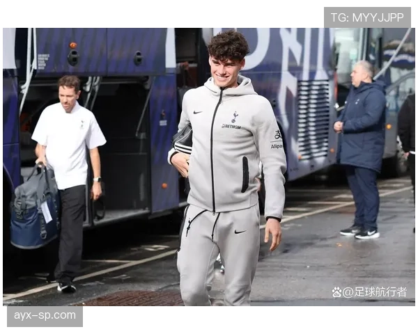 热刺转会策略深度解析:优化阵容结构与挖掘潜力新星成关键 热刺转会策略深度解析:优化阵容结构与挖掘潜力新星成关键