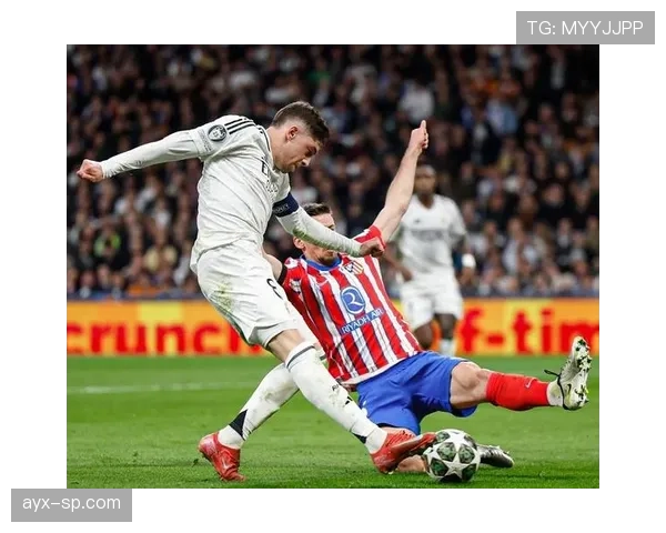 西甲激战正酣:巴萨皇马争冠白热化,马竞状态回升成搅局者 西甲激战正酣:巴萨皇马争冠白热化,马竞状态回升成搅局者