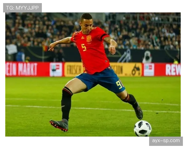 罗德里戈无球跑动策略解析提升球队进攻效率的有效性分析